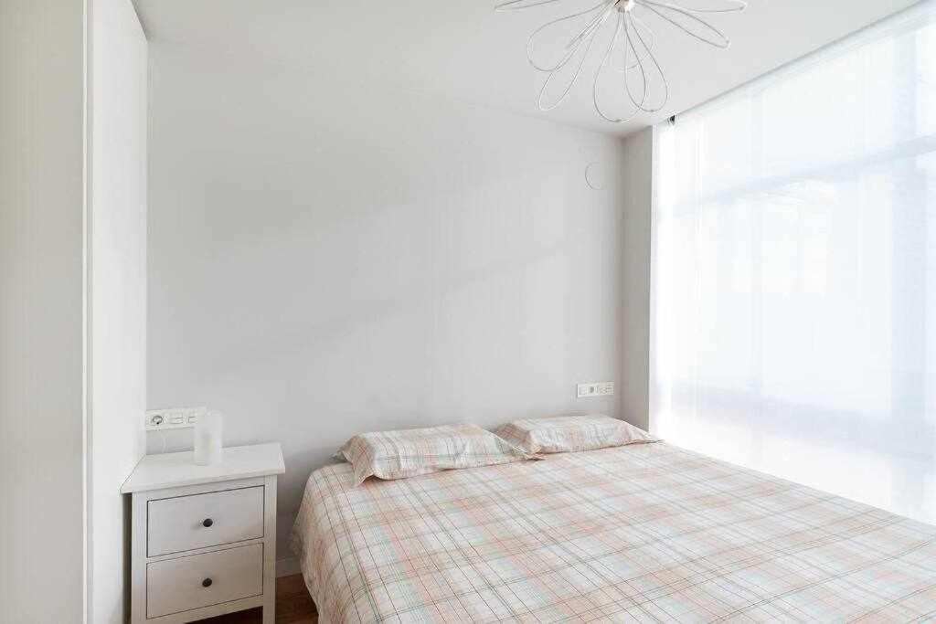 Apartamento Singular Deluxe ปัมโปลนา ภายนอก รูปภาพ